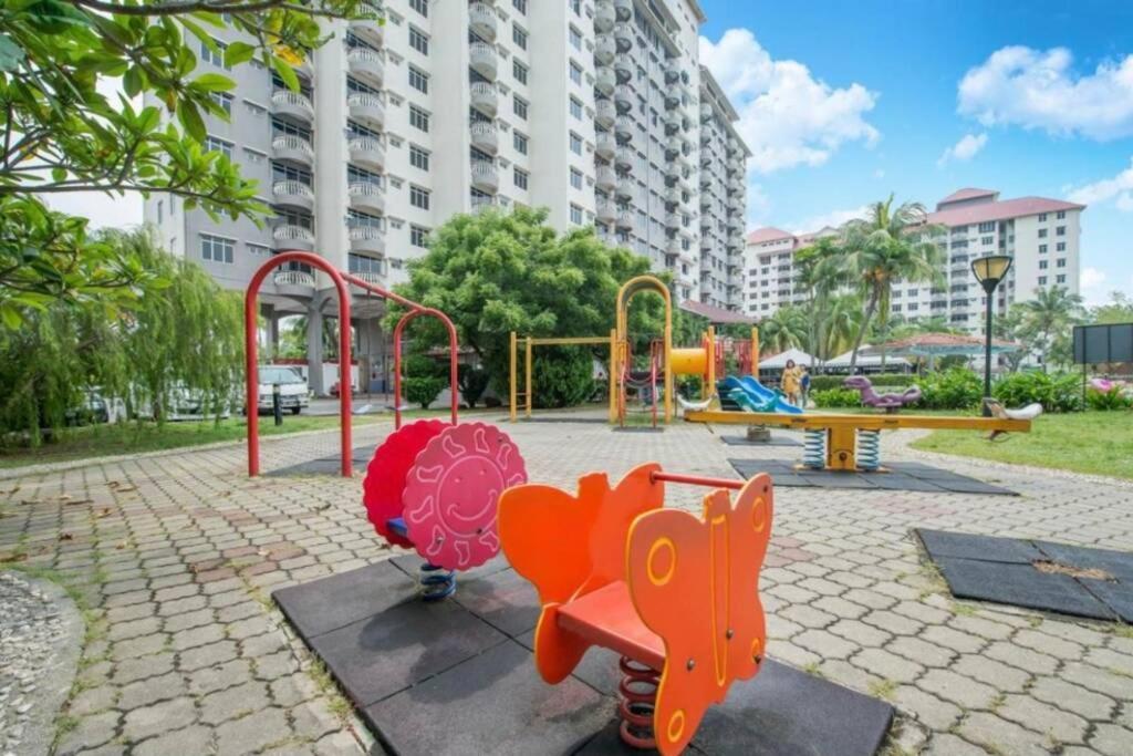 2 Bedroom Port Dickson Seaview 外观 照片